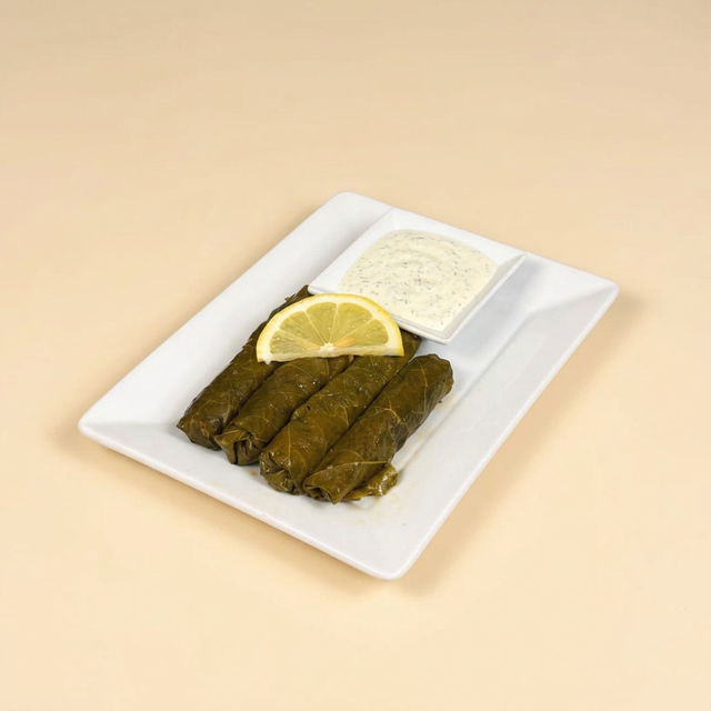 Sarma-Stuffed Grape Leaves with Olive Oil (Cold).